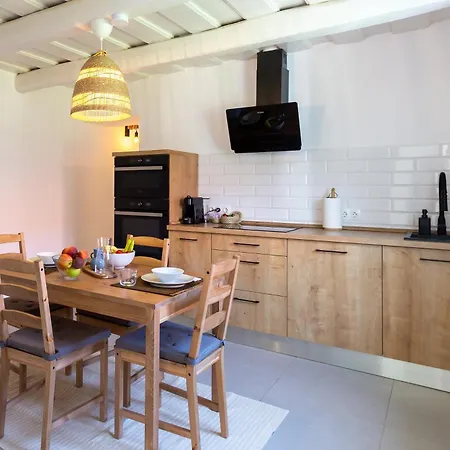 Badacsony - Happy * Badacsonytördemic